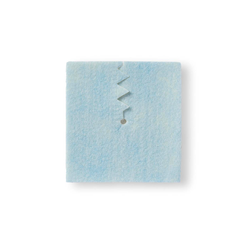 Qwick Fenestrated Superabsorbent Dressing w/ Aquaconductive Technology, 4.25" x 4" (10.2 x 10.8 cm)